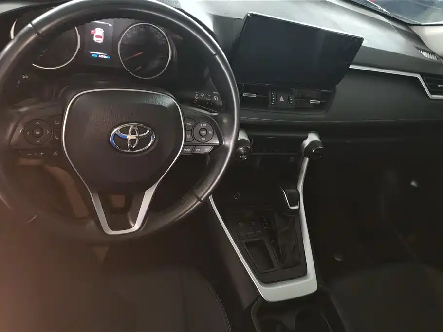 Toyota Wildlander 2023 — фото 12