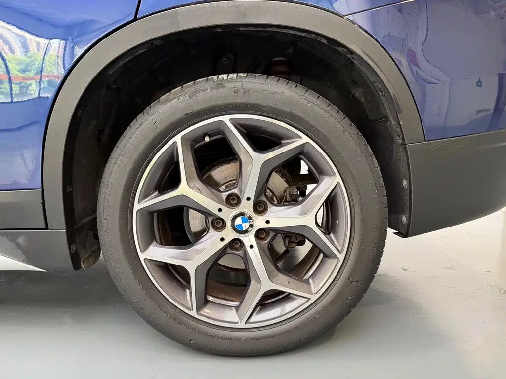BMW X1 2019 — фото 17