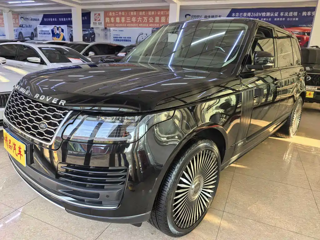 Land Rover Range Rover 2019 — фото 1
