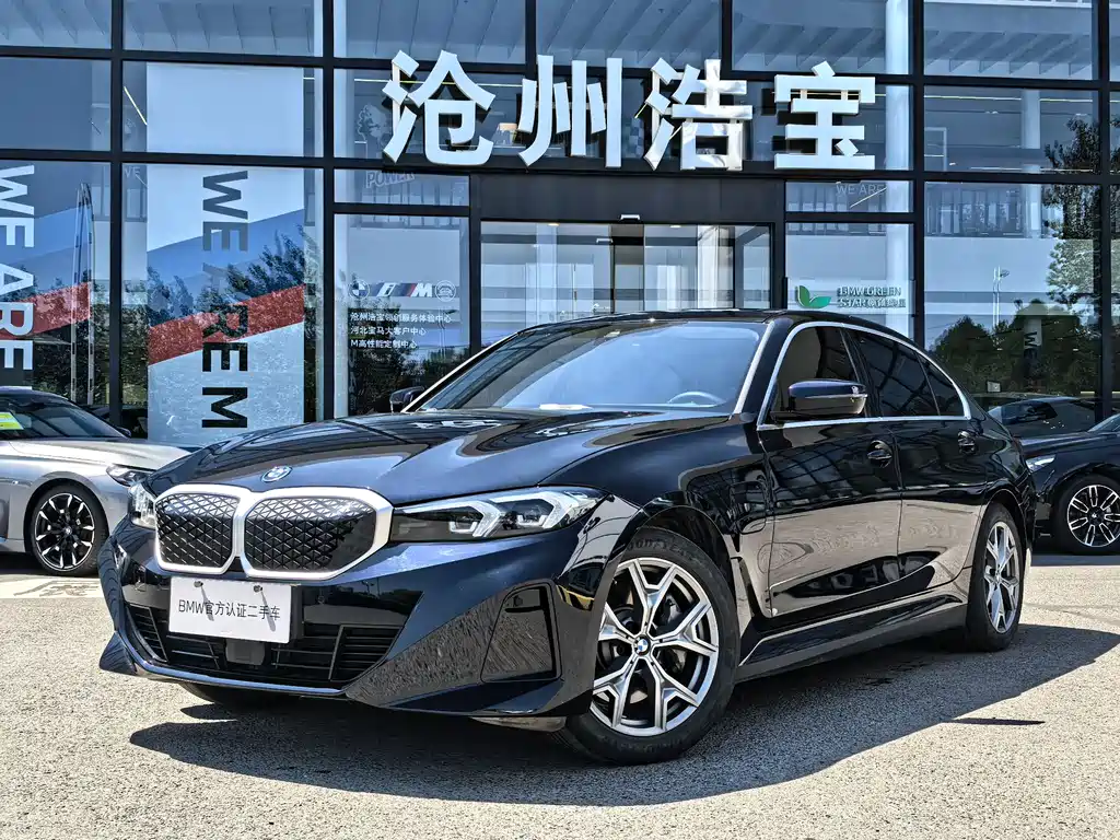 BMW i3 2025 — фото 1