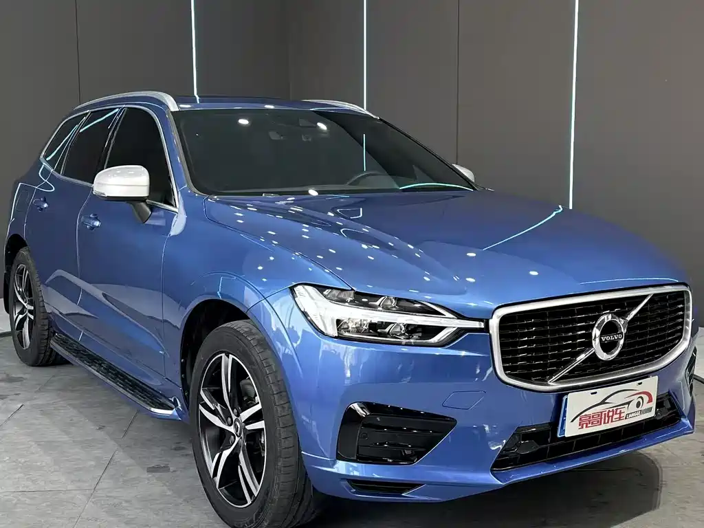 Volvo XC60 2019 — фото 3