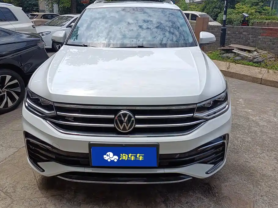 Volkswagen Tiguan L 2024 — фото 2