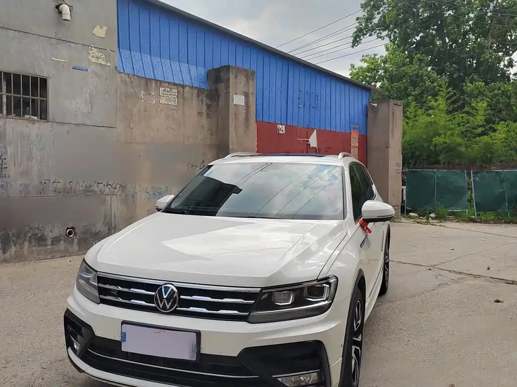 Volkswagen Tiguan L 2021