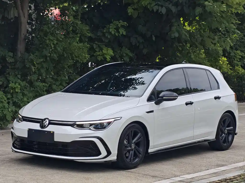 Volkswagen Golf 2023