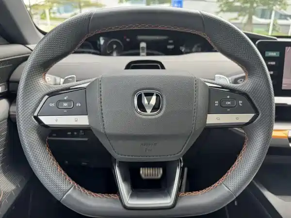 Changan UNI-V 2024