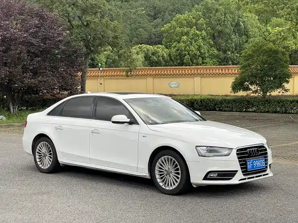 Audi A4L 2016