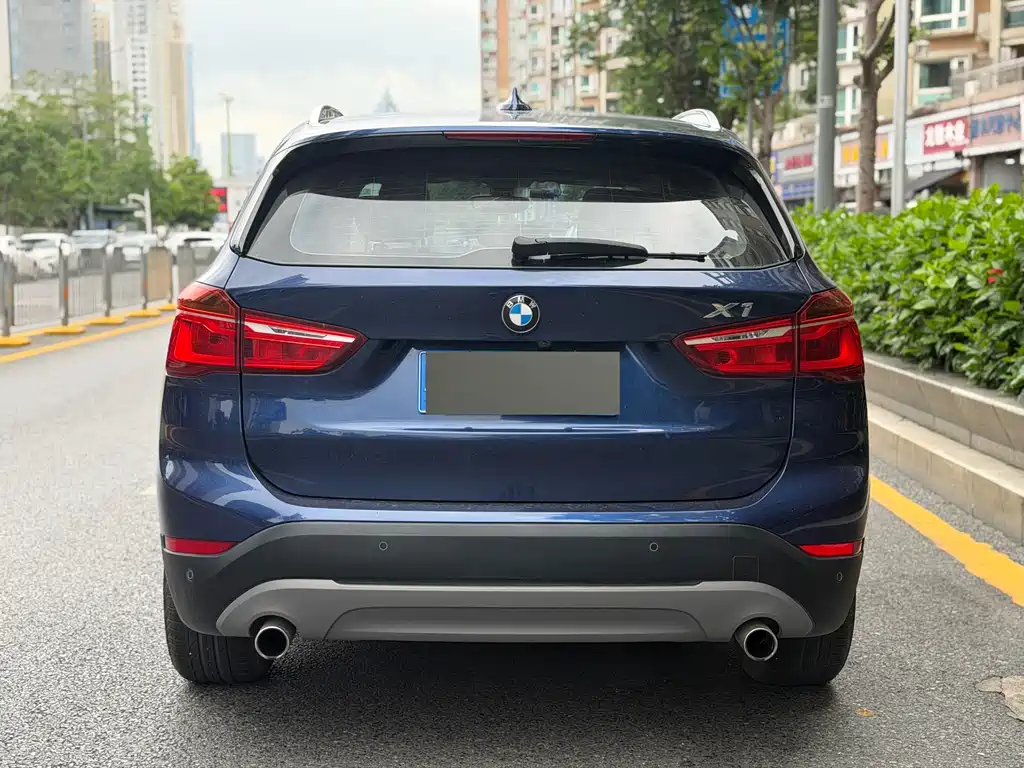 BMW X1 2018 — фото 12