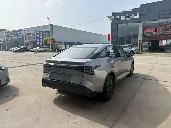 Toyota bZ3 2023
