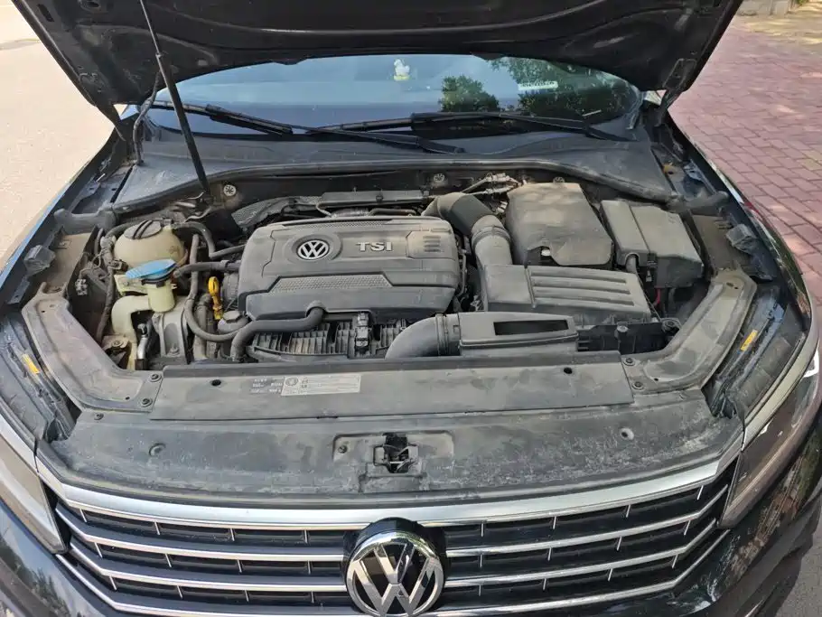 Volkswagen Passat 2017 — фото 10