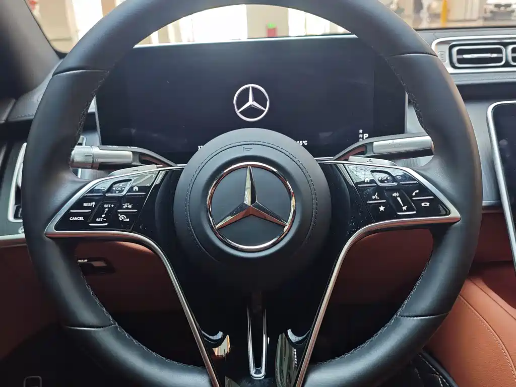 Mercedes-Benz S-Class 2024 — фото 12