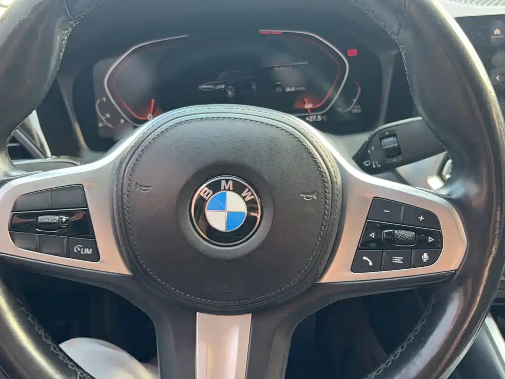 BMW 3 Series 2022 — фото 13
