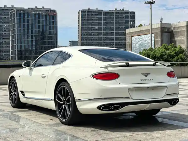 Bentley Continental 2020