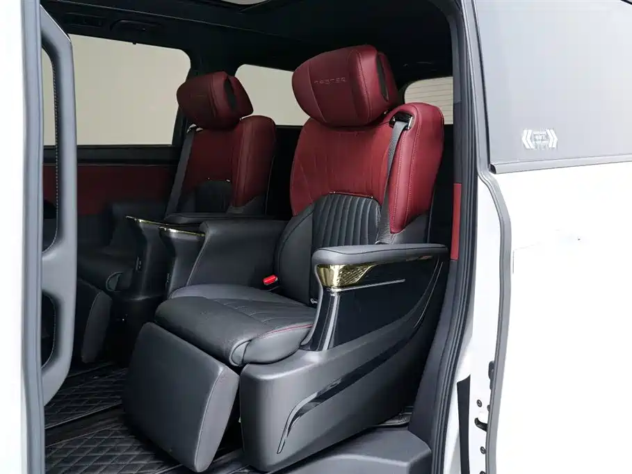 GAC Motor Trumpchi M8 2024 — фото 6