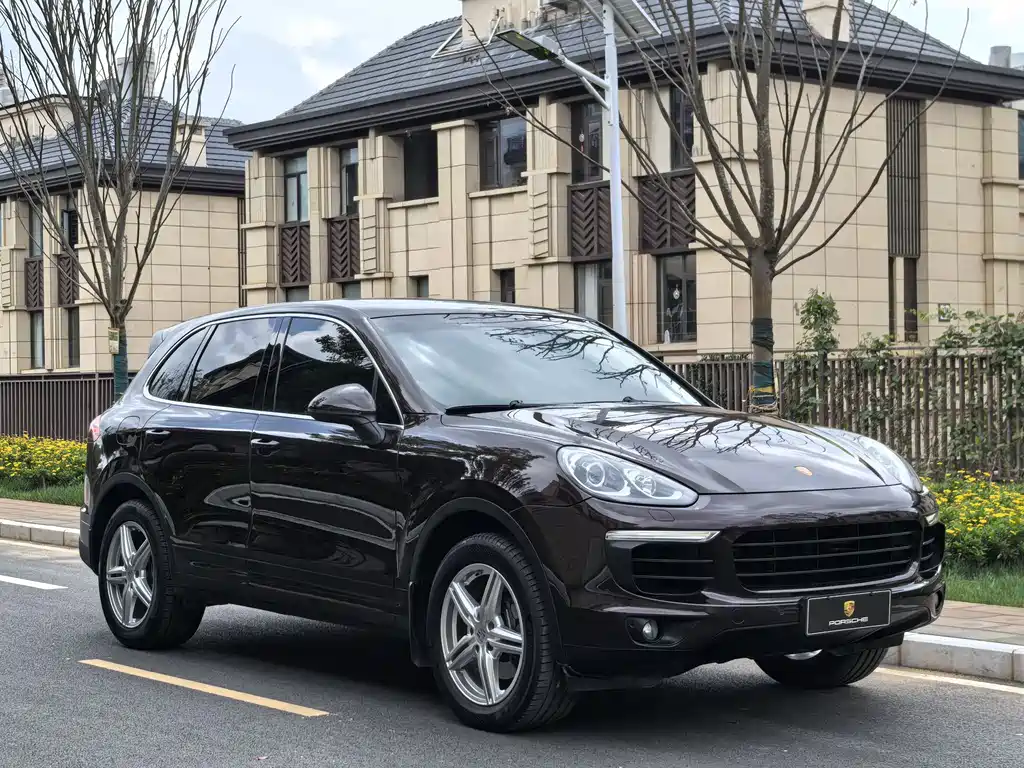 Porsche Cayenne 2016 — фото 3