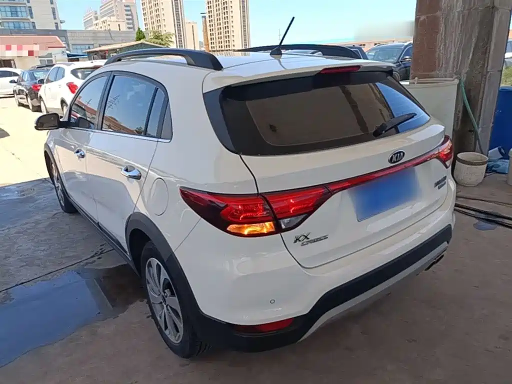 Kia KX Cross 2018 — фото 5