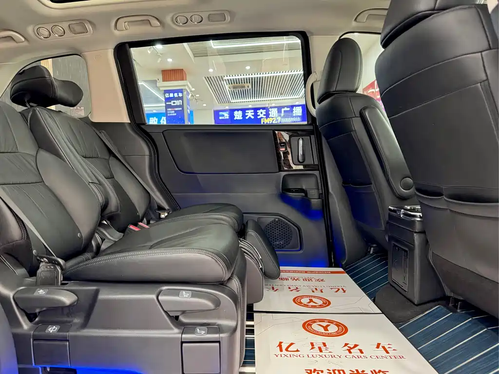 Honda Odyssey 2020 — фото 13