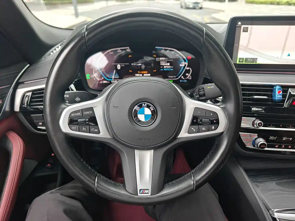 BMW 5 Series New Energy 2021 — фото 11