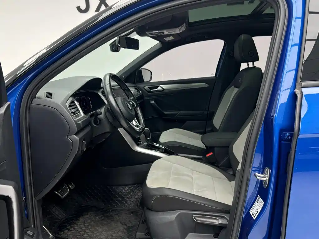 Volkswagen T-Roc 2021 — фото 20