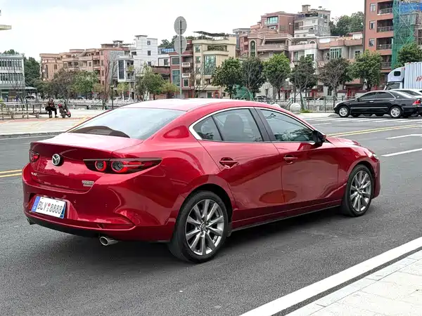 Mazda 3 Axela 2021