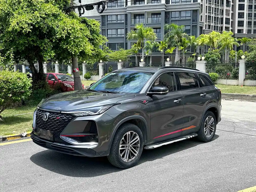 Changan CS75PLUS 2021 — фото 1