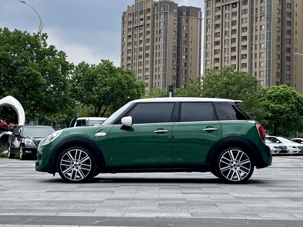 MINI Mini 2021