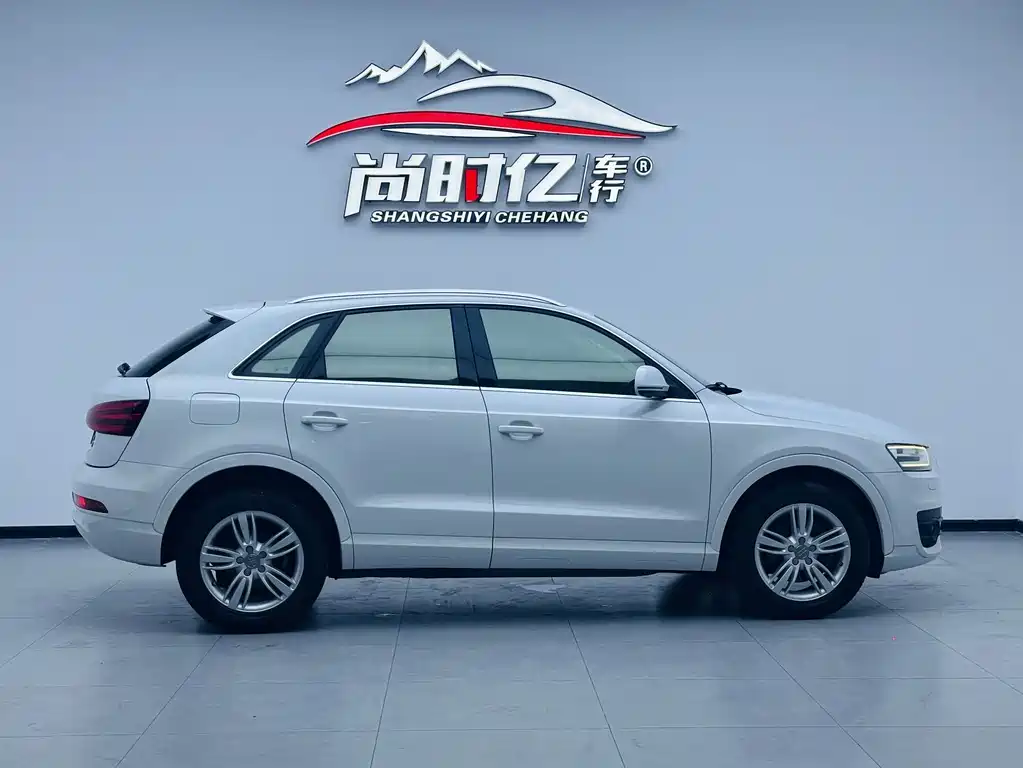 Audi Q3 2013