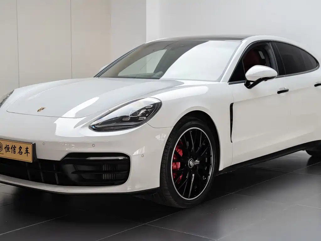 Porsche Panamera 2022 — фото 1