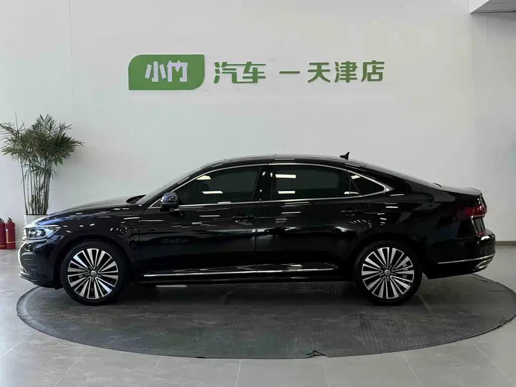 Volkswagen Passat 2022