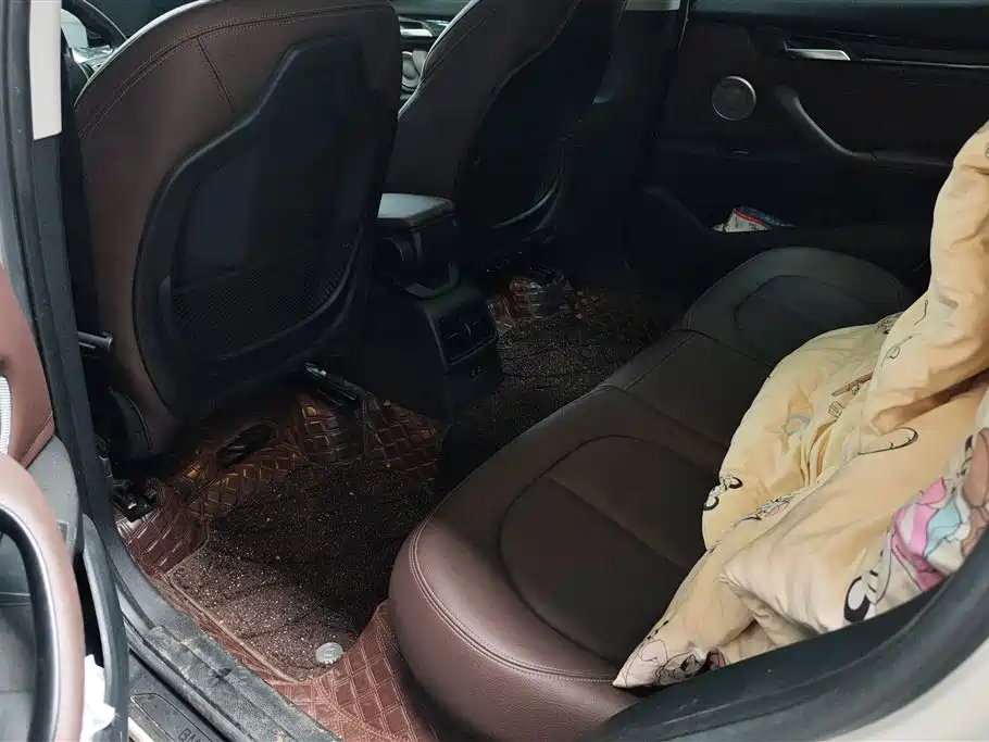 BMW X1 2021 — фото 11