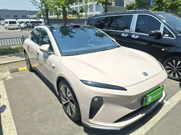NIO ET5 2024