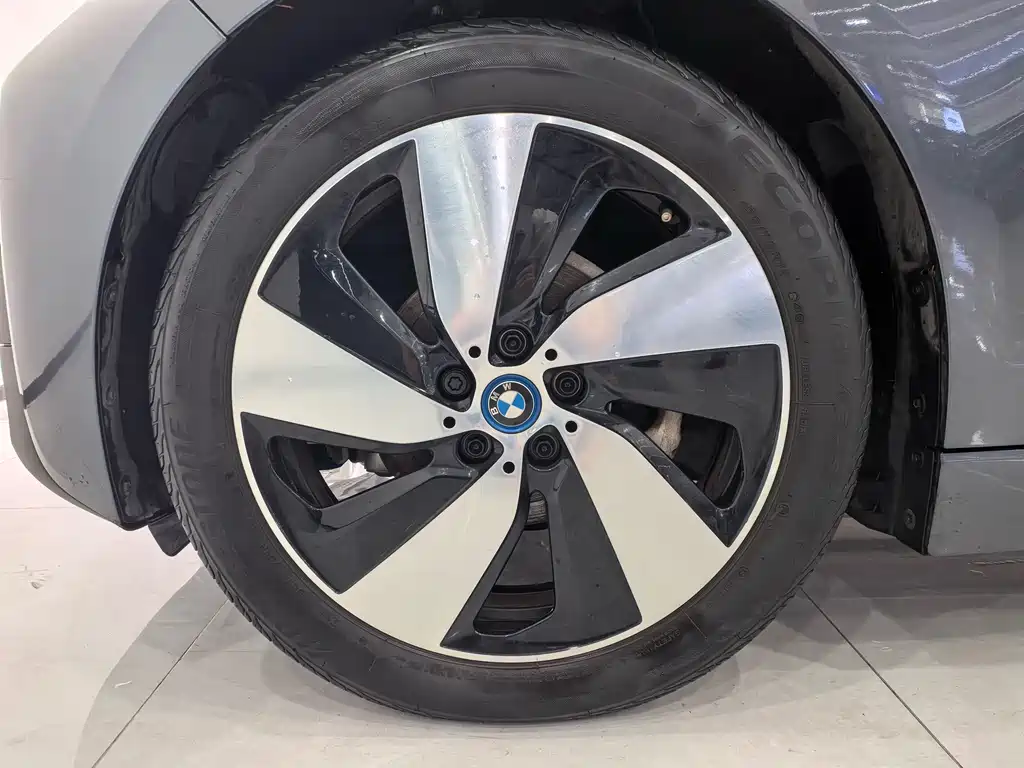 BMW i3 2019 — фото 8
