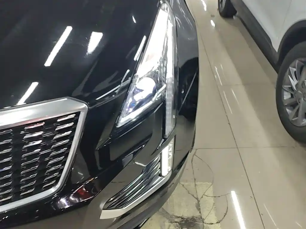 Cadillac XT5 2020 — фото 24