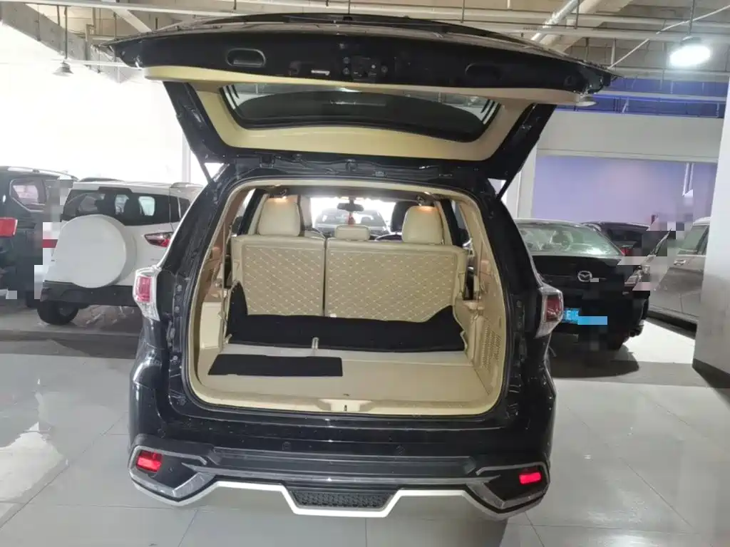 Toyota Highlander 2017 — фото 19