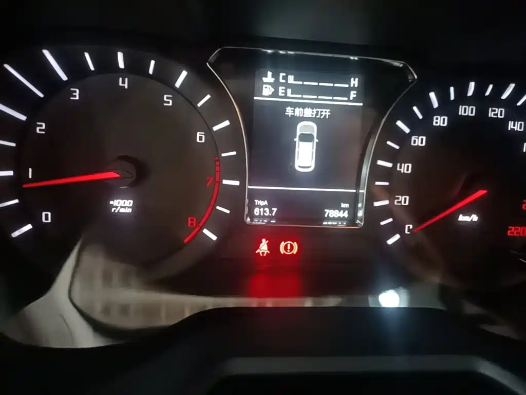 GAC Motor Trumpchi GS4 2015 — фото 12