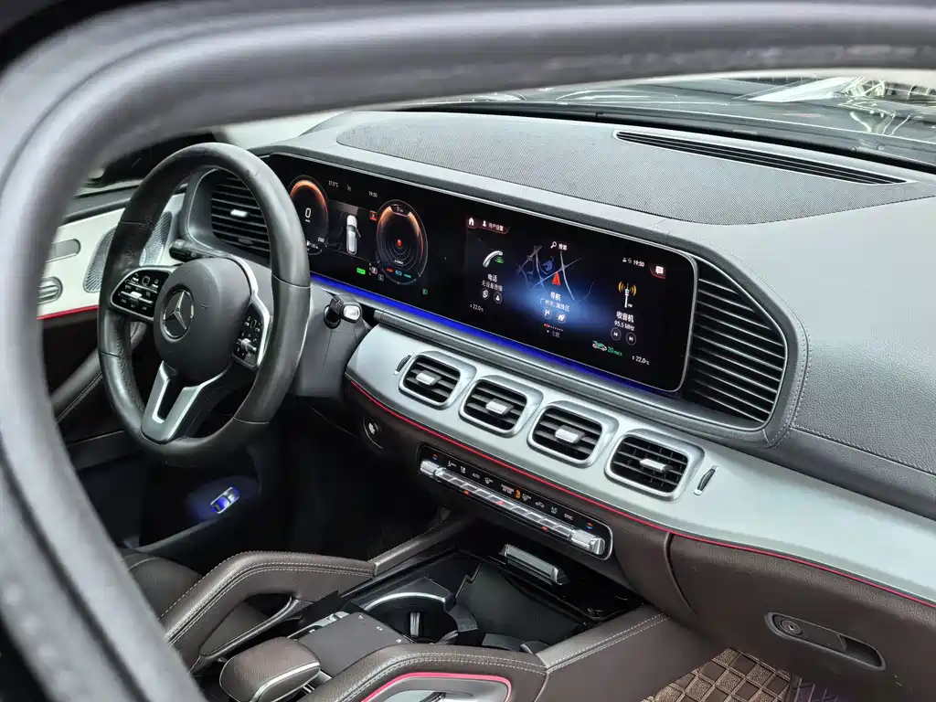 Mercedes-Benz GLE 2019 — фото 20