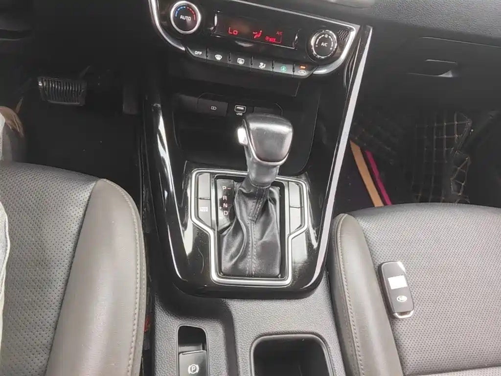Kia Sportage 2018 — фото 14