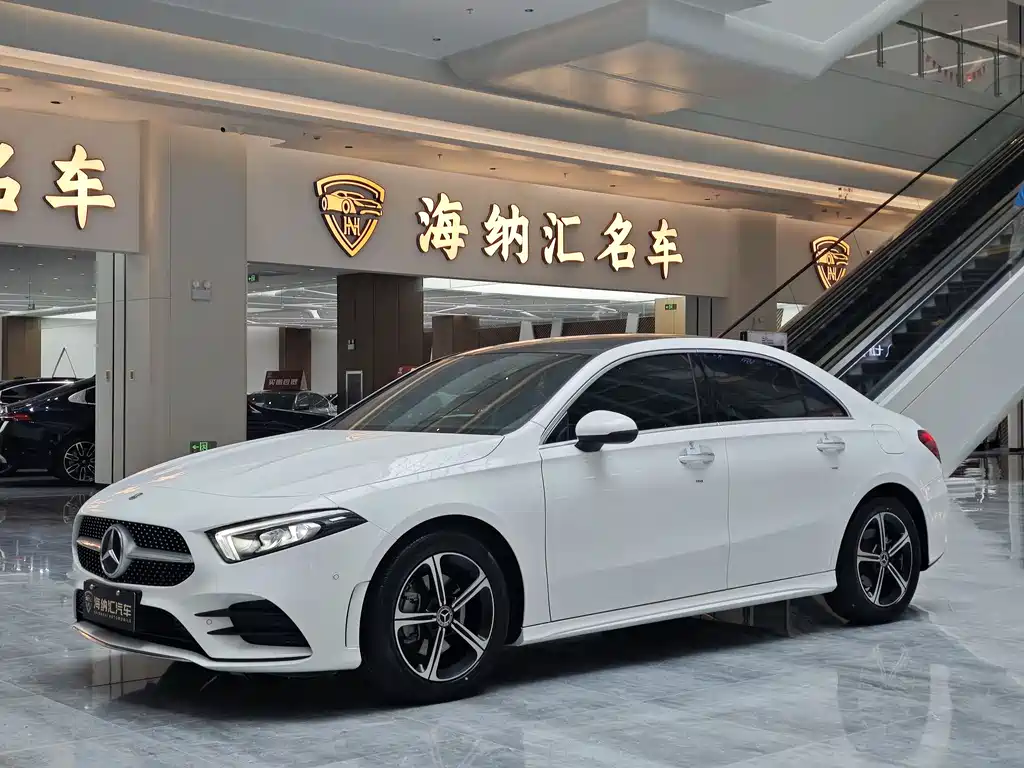 Mercedes-Benz A-Class 2023 — фото 1