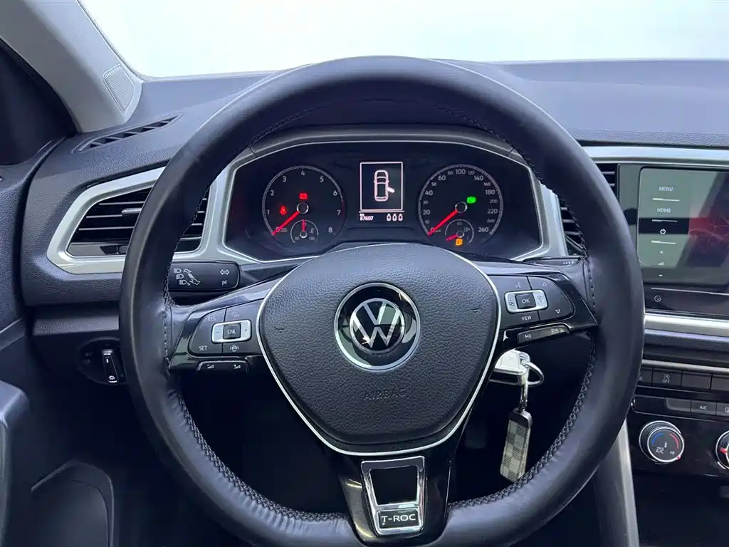 Volkswagen T-Roc 2022 — фото 18