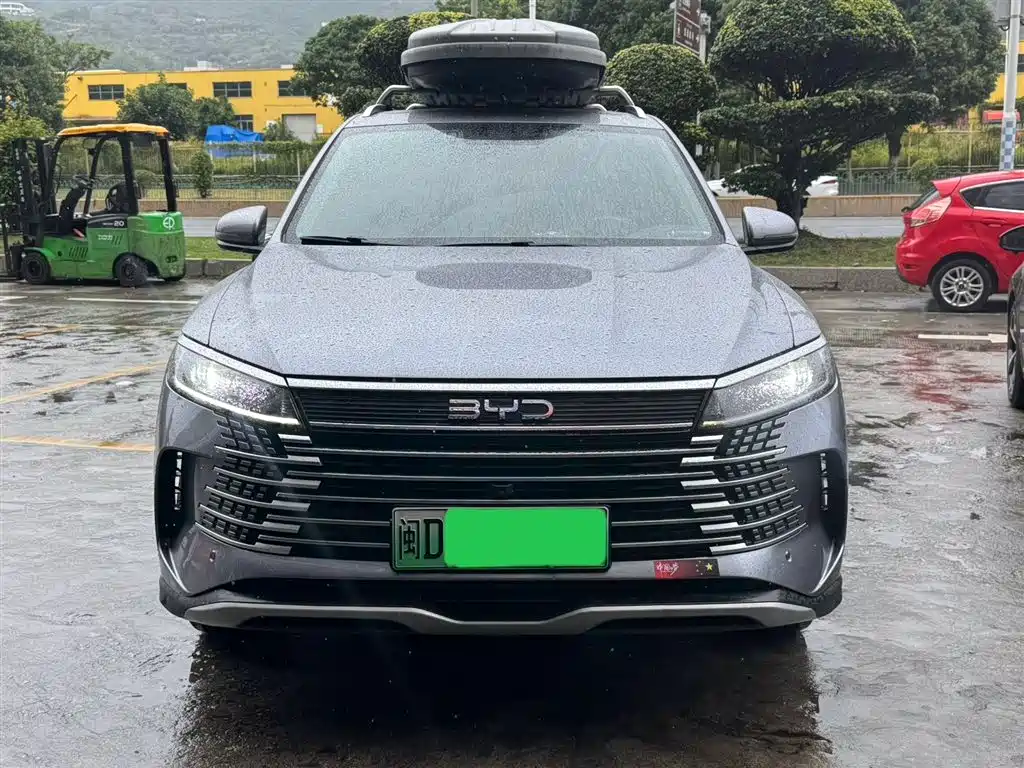 BYD Seal 05 DM-i 2025 — фото 2