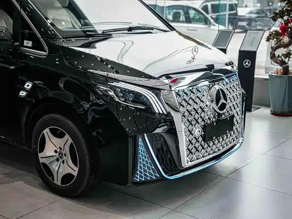 Mercedes-Benz Vito 2024