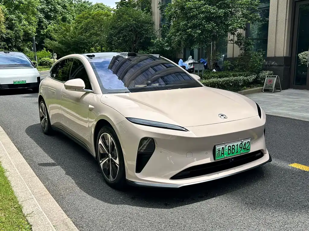 NIO ET5T 2024 — фото 3