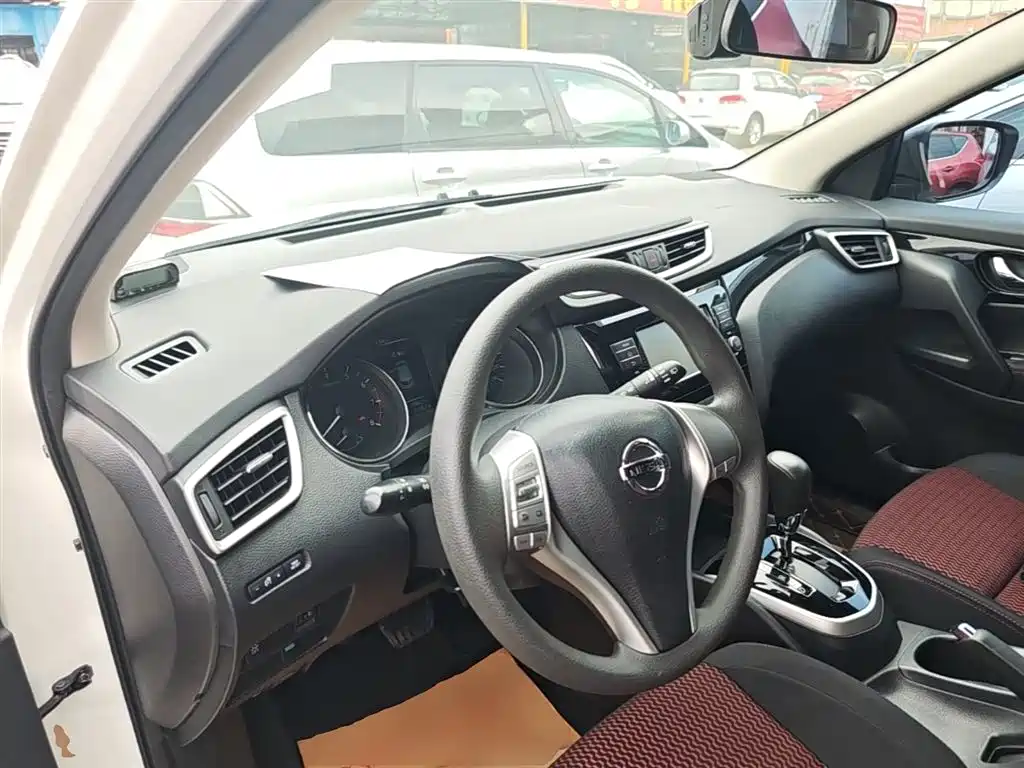 Nissan Qashqai 2018 — фото 10