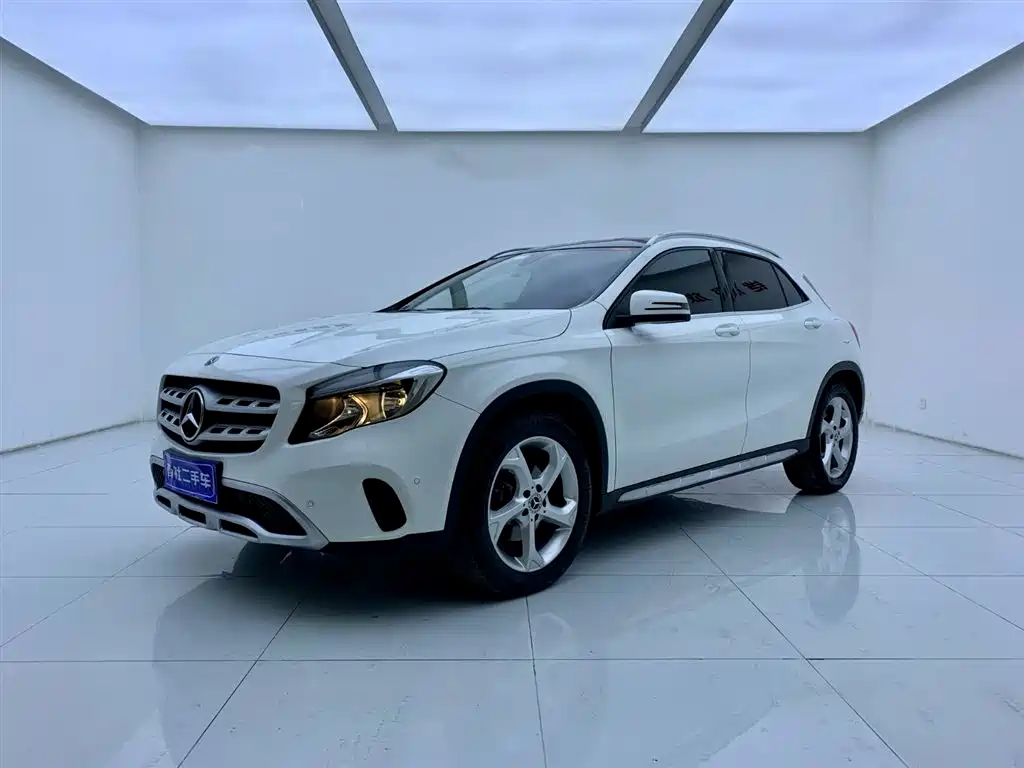 Mercedes-Benz GLA 2019 — фото 1