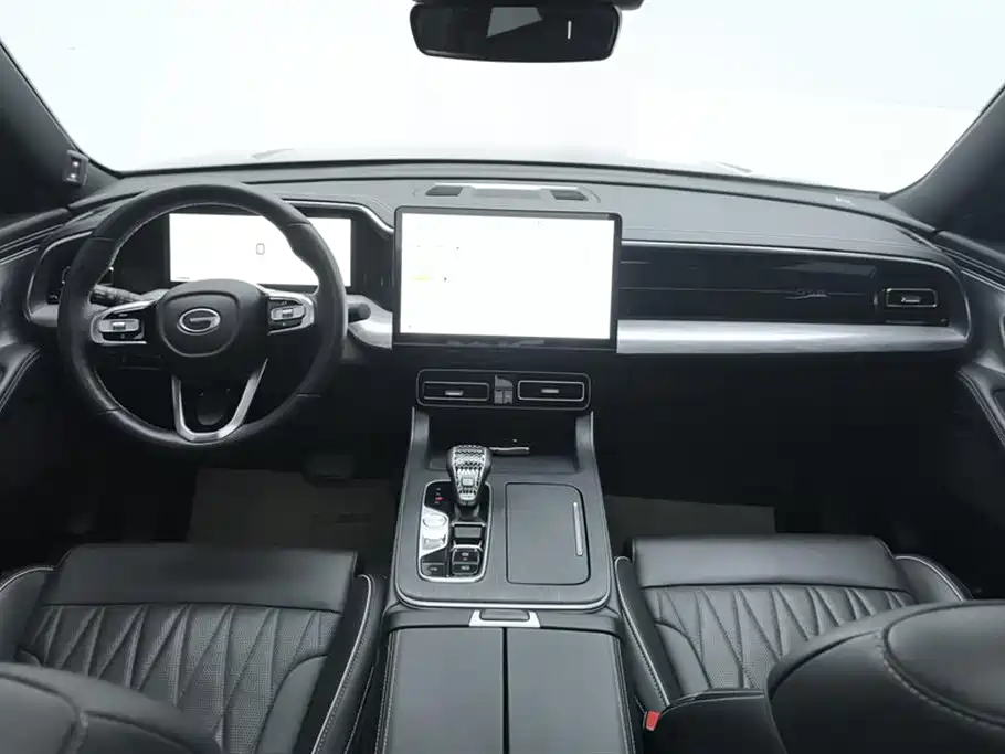 GAC Motor Trumpchi GS8 2023 — фото 12