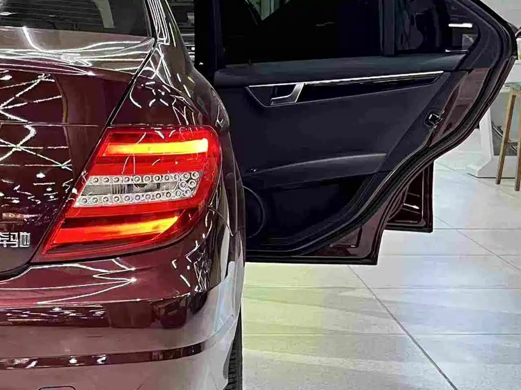 Mercedes-Benz C-Class 2013 — фото 19