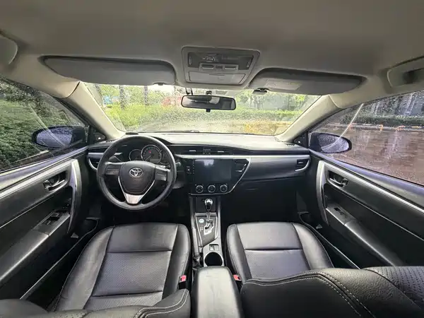 Toyota Corolla 2015