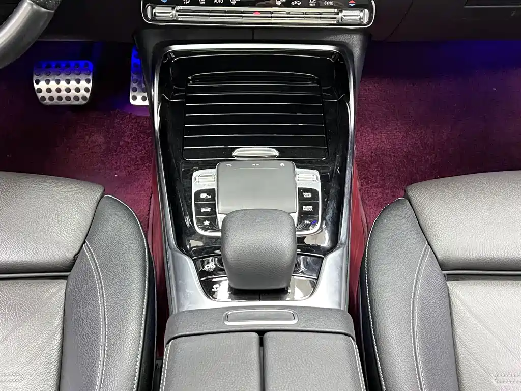 Mercedes-Benz A-Class AMG 2020 — фото 25