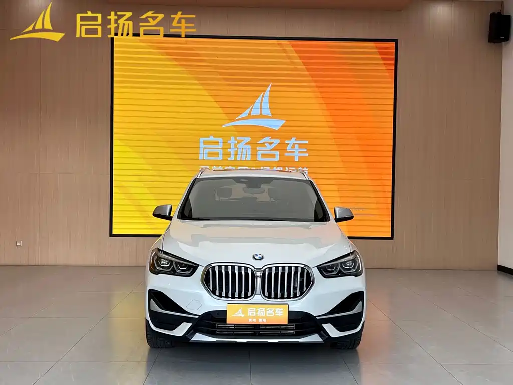 BMW X1 2021 — фото 1