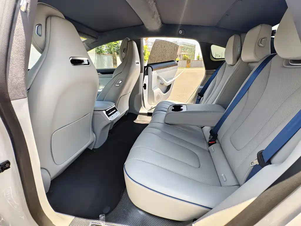 Luxeed Zhijie S7 2025 — фото 21