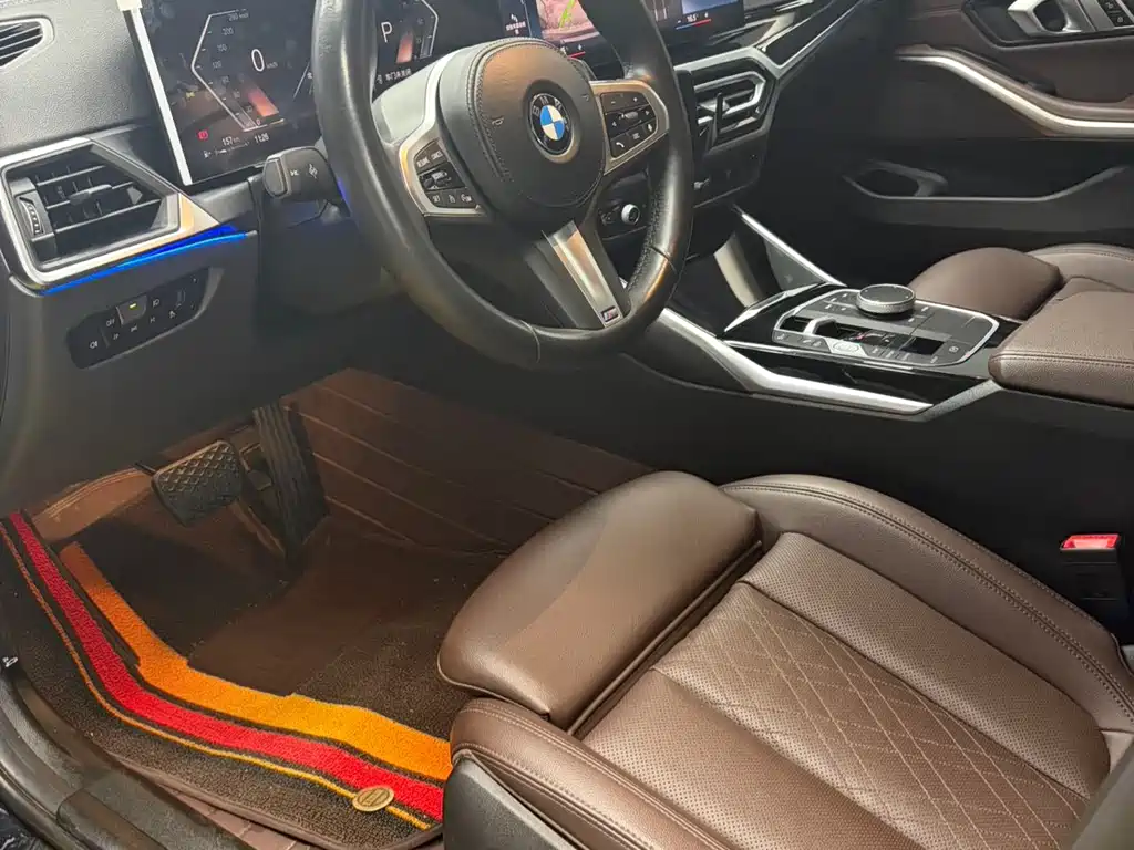 BMW 3 Series 2023 — фото 17
